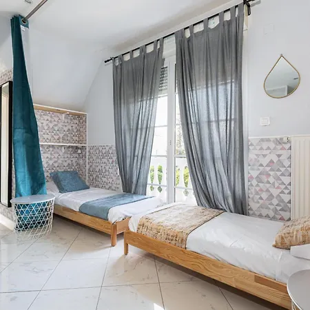 Strasbourg - Ours - Privé, Sauna, Borne D'arcade, Babyfoot Villa