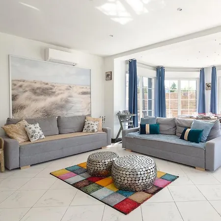 Villa Ours - Prive, Climatisation, Sauna, Borne D'arcade, Babyfoot *