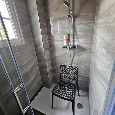 Ours - Prive, Climatisation, Sauna, Borne D'arcade, Babyfoot *
