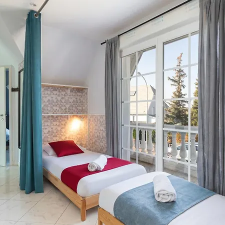 Ours - Prive, Climatisation, Sauna, Borne D'arcade, Babyfoot Villa
