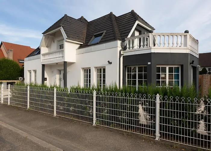 Strasbourg - Ours - Prive, Sauna, Borne D'arcade, Babyfoot Villa