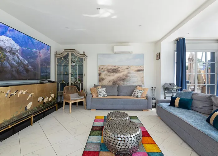 Strasbourg - Ours - Prive, Sauna, Borne D'arcade, Babyfoot *