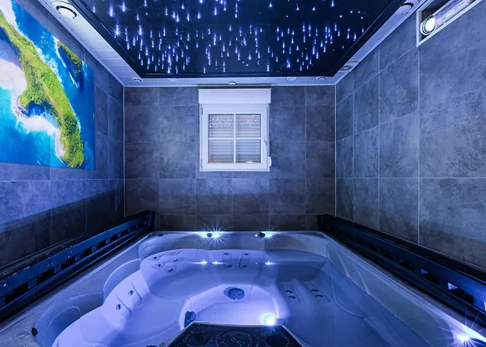 Strasbourg - Ours - Prive, Sauna, Borne D'arcade, Babyfoot Villa